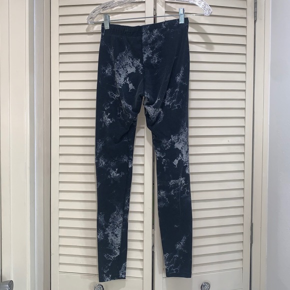 Nike Leggings - Picture 2 of 3